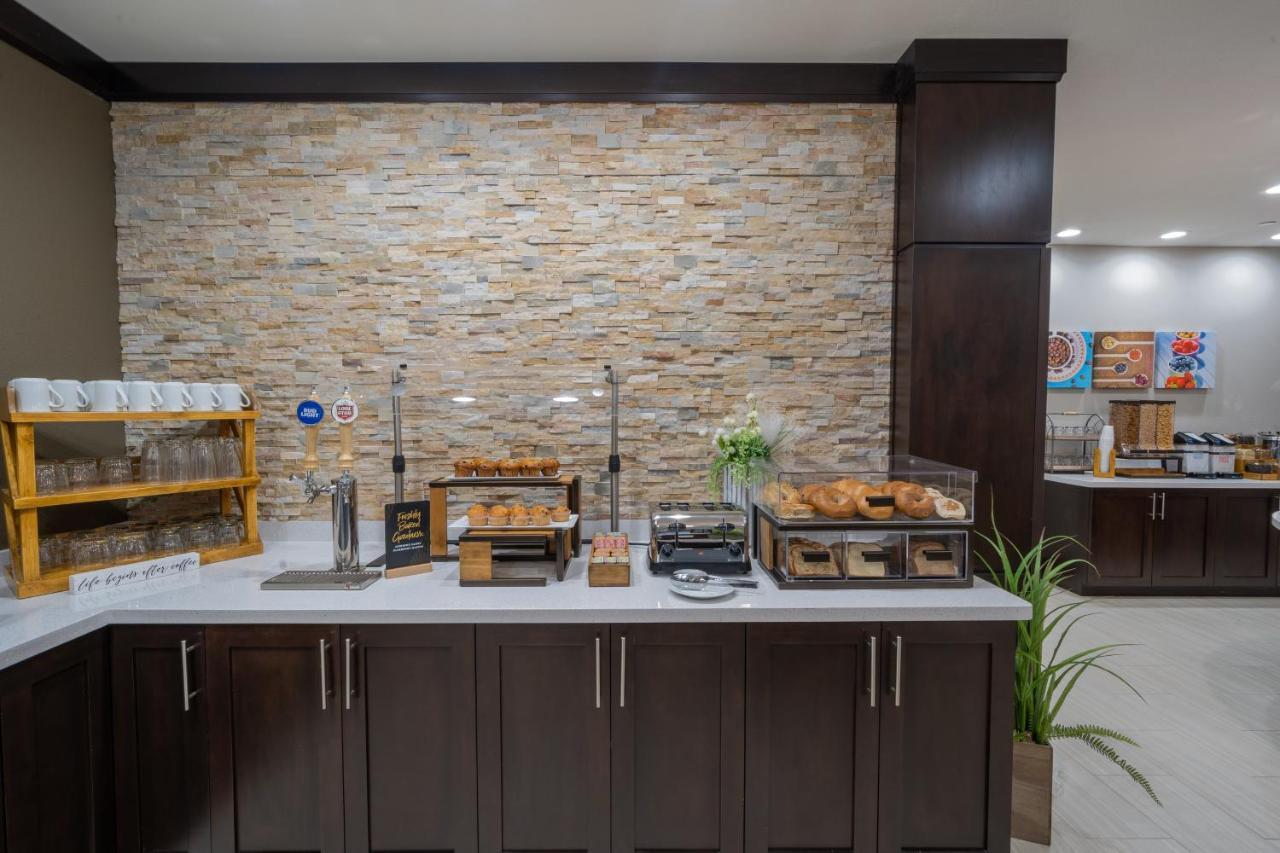 Staybridge Suites Houston East - Baytown By Ihg Exteriér fotografie